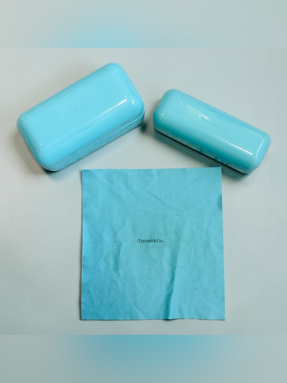 Turquoise Tiffany & Co. Eye/Sunglasses Hard Shell Case with Cloth ( 2 cases )